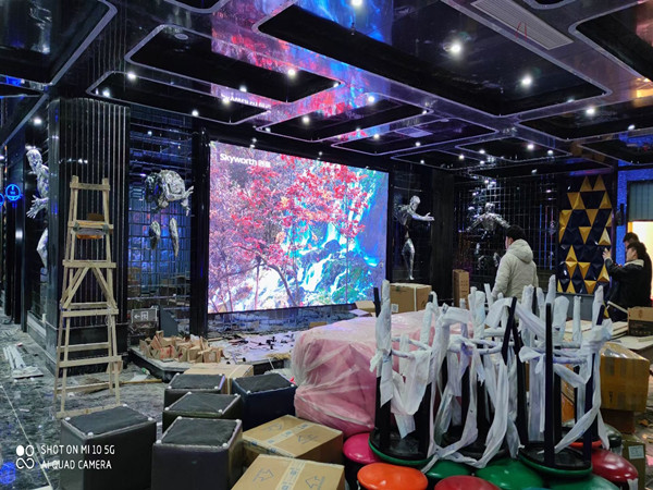 雷州室内P2.5全彩显示屏